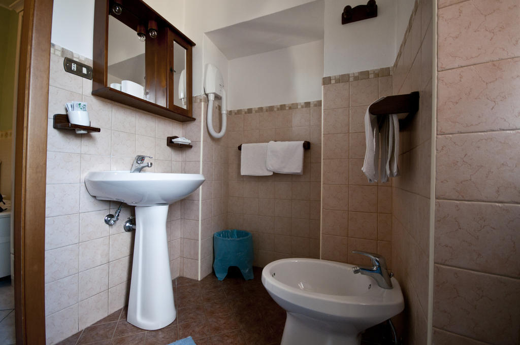 Hotel La Villa Ceccano Quarto foto