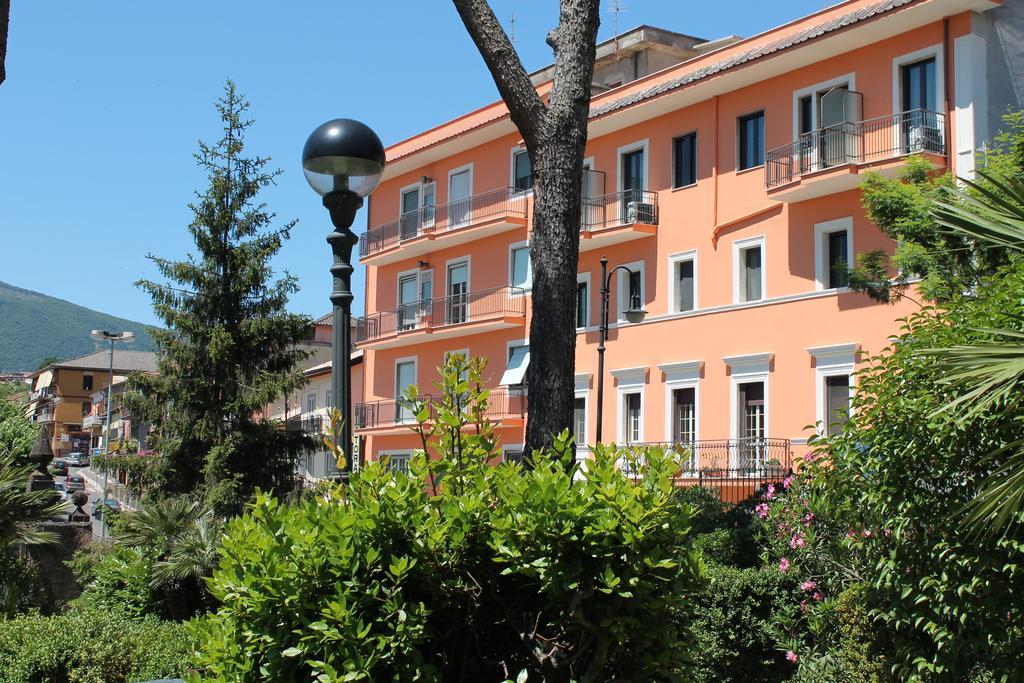 Hotel La Villa Ceccano Exterior foto